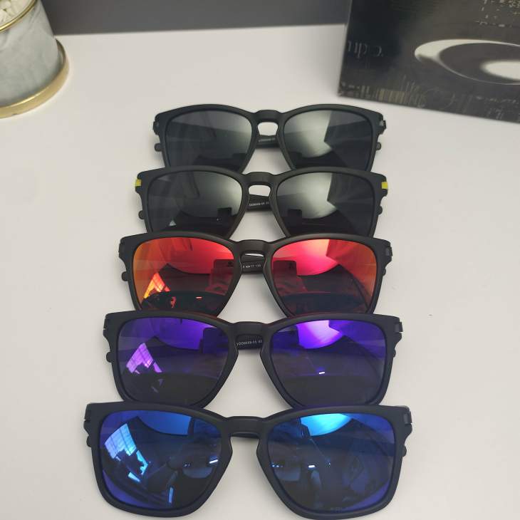 Picture of Oakley Sunglasses _SKUfw66124208fw